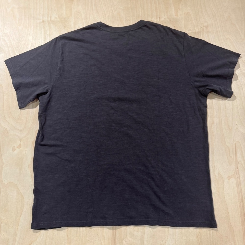 Levis Mens 150 Years of Service Graphic T-Shirt Charcoal Gray XL New 161431819 - Picture 2 of 6